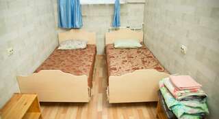 Гостиница 12 месяцев Новокузнецк Двухместный номер эконом-класса с 2 отдельными кроватями-6
